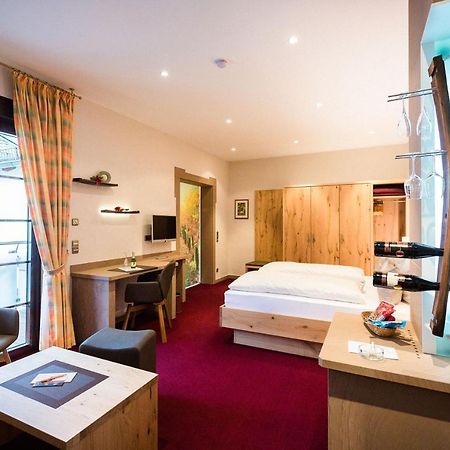 Weinhotel Offenstein Erben 埃尔特维勒 外观 照片