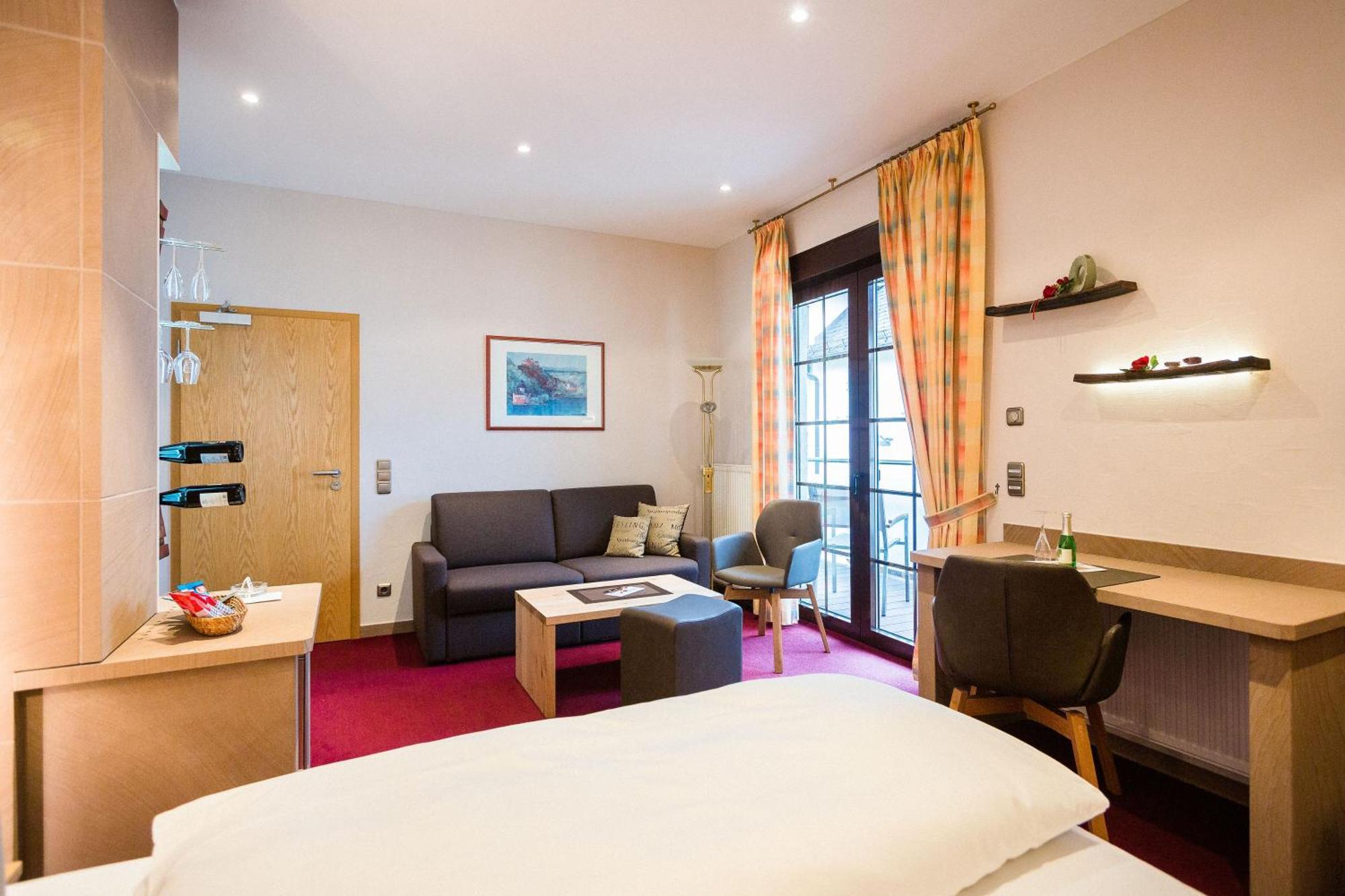 Weinhotel Offenstein Erben 埃尔特维勒 外观 照片