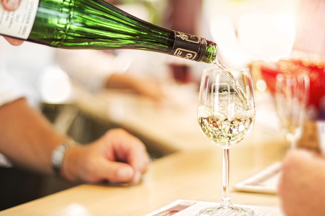 Weinhotel Offenstein Erben 埃尔特维勒 外观 照片